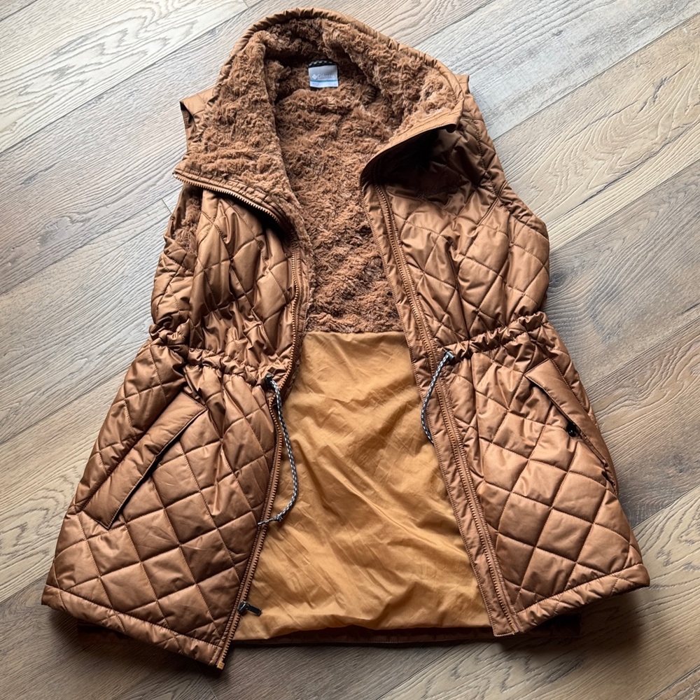 Columbia Women's Quilted Tan Vest